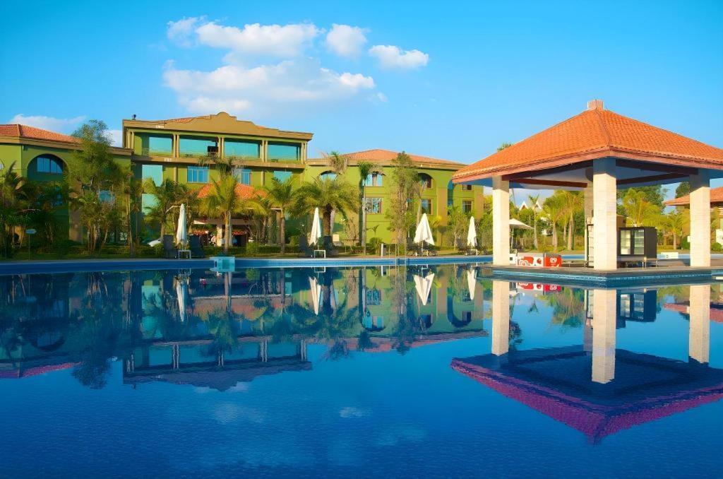 Dork Jumpa Hotel Vientiane Bagian luar foto