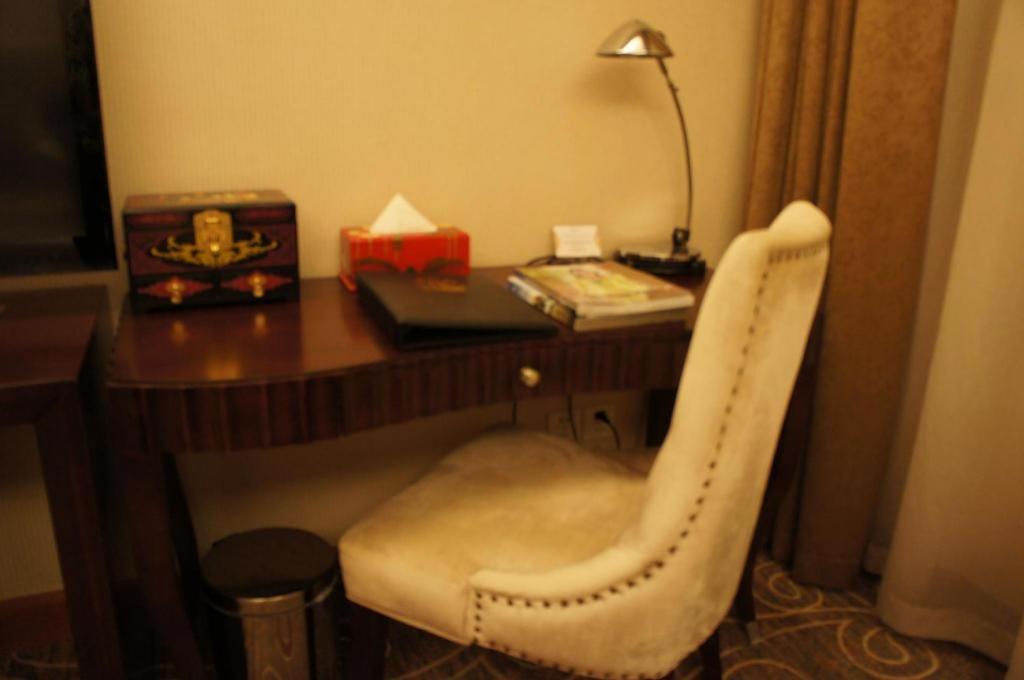 Dork Jumpa Hotel Vientiane Bagian luar foto