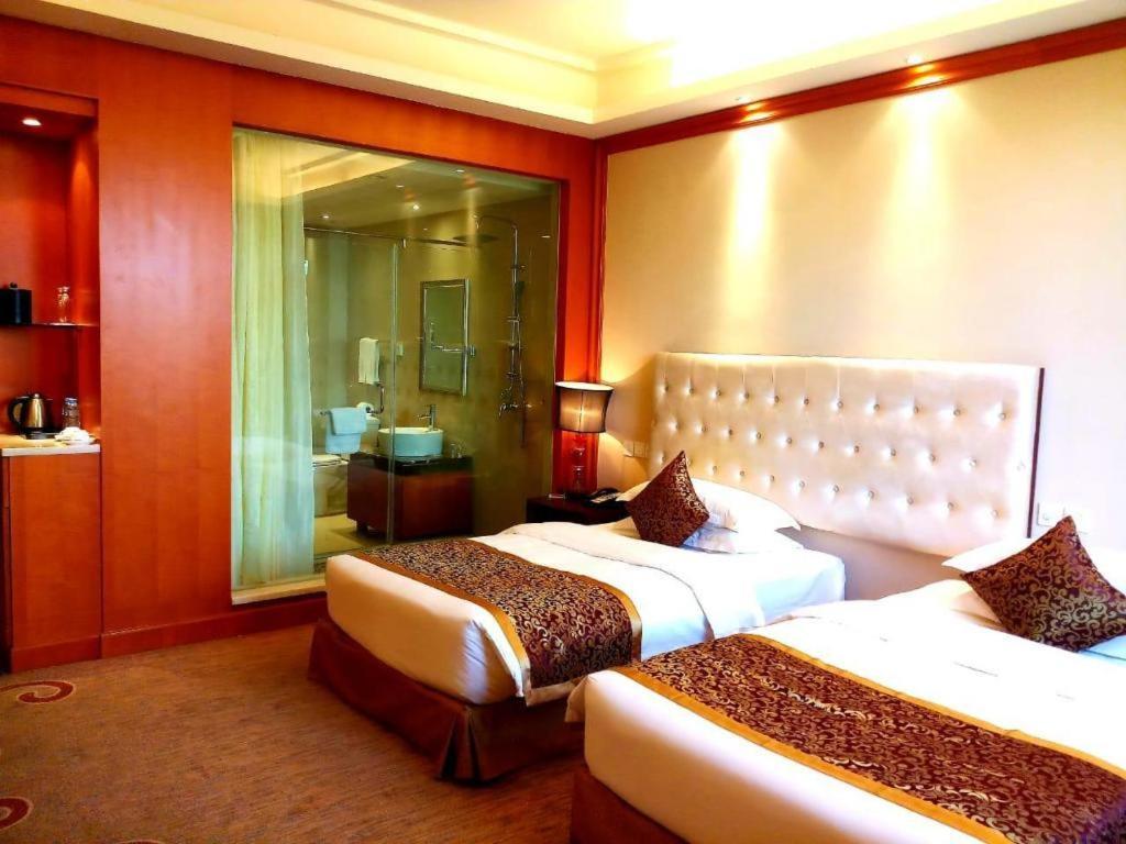 Dork Jumpa Hotel Vientiane Bagian luar foto