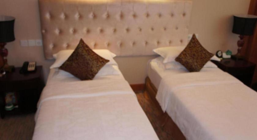 Dork Jumpa Hotel Vientiane Bagian luar foto
